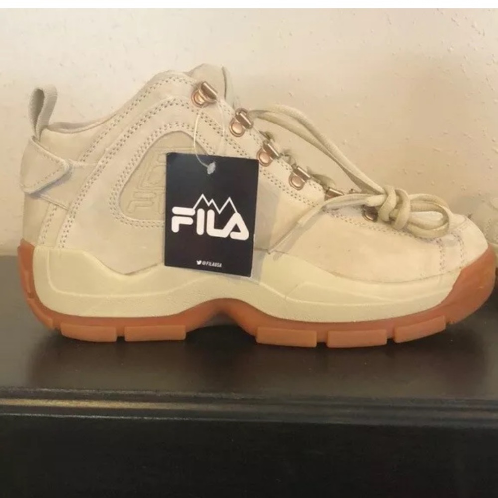 Fila outdoor 96 size 9 women men 7